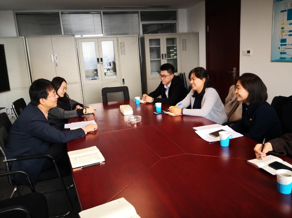 交流促發(fā)展 合作促提高 ——內(nèi)蒙古股權(quán)交易中心赴內(nèi)蒙古證券期貨業(yè)協(xié)會(huì) 進(jìn)行調(diào)研座談交流